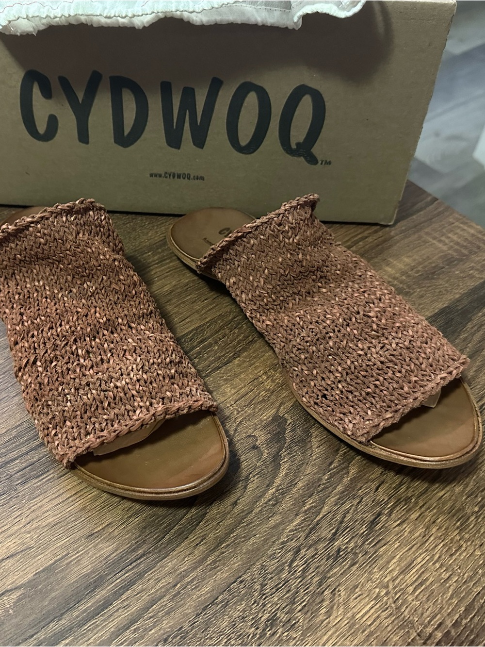 Cydwoq vintage rust arcana mule sandals 42
